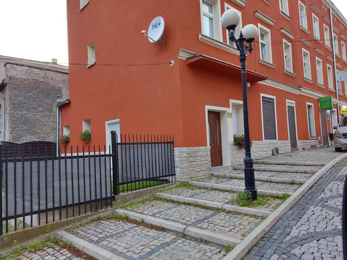 Apartament Przy Ratuszu Boguszów-Gorce Exteriér fotografie